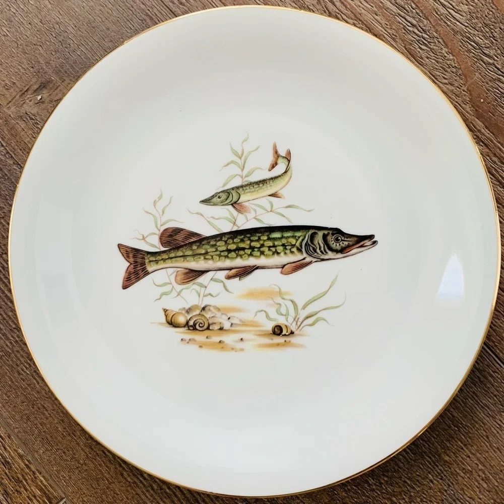 Johann Seltmann Vihenstrab porcelain plates from Germany